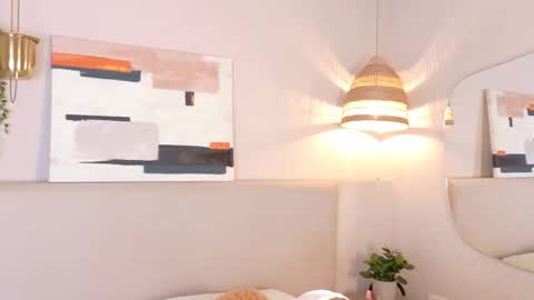 Lana online show from November 21, 2025, 8:07 pm