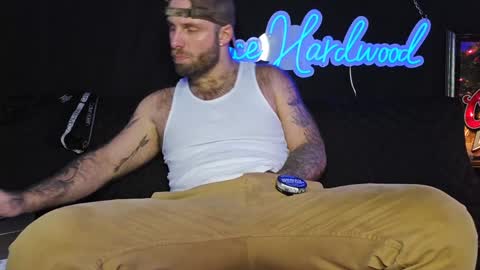 Snapshot of lancehardwood222 chatting on December 20, 2024, 1:25 am LANCE online show from December 20, 2024, 1:25 am