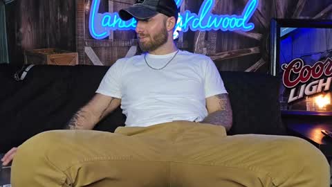 Snapshot of lancehardwood222 chatting on February 8, 2025, 1:54 am LANCE online show from February 8, 2025, 1:54 am