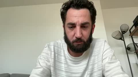 Lanimal online show from December 6, 2024, 12:49 pm