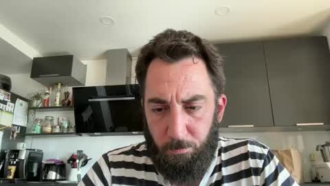 Lanimal online show from September 19, 2025, 12:28 pm