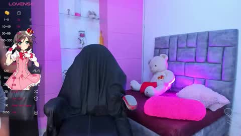 lanna1_ online show from October 20, 2025, 1:11 pm