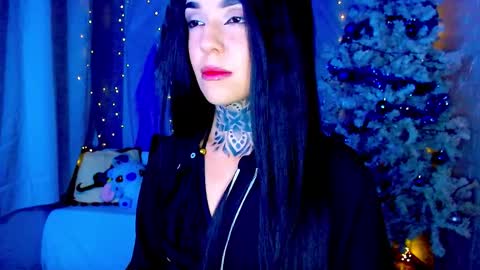 LANNIE   online show from December 14, 2025, 2:28 am