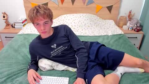 Fandi online show from September 21, 2025, 12:40 pm