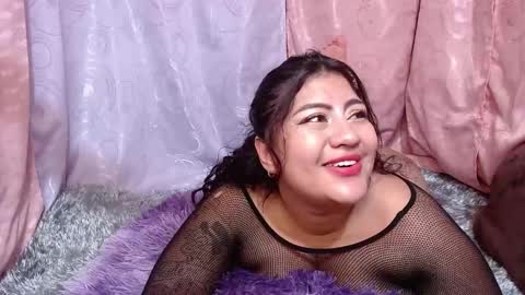 lapeligrosa_ online show from December 25, 2024, 6:19 pm