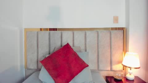 Snapshot of laragoldd chatting on September 30, 2025, 10:59 pm Lara Gold online show from September 30, 2025, 10:59 pm