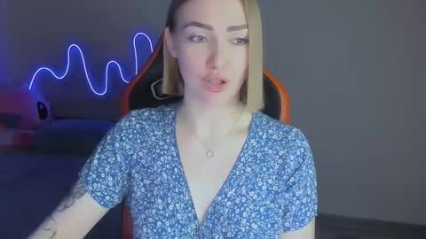 Snapshot of larakrein_lk chatting on November 29, 2025, 2:53 pm LaraKrein lk online show from November 29, 2025, 2:53 pm