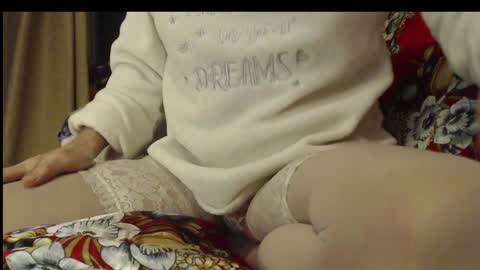 Snapshot of laralhotr chatting on January 2, 2025, 5:50 pm laralhotr online show from January 2, 2025, 5:50 pm