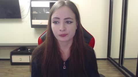 Snapshot of laralianna chatting on December 14, 2024, 6:41 pm Laralianna online show from December 14, 2024, 6:41 pm