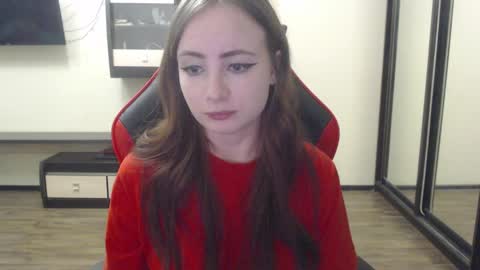 Snapshot of laralianna chatting on December 22, 2024, 10:04 pm Laralianna online show from December 22, 2024, 10:04 pm