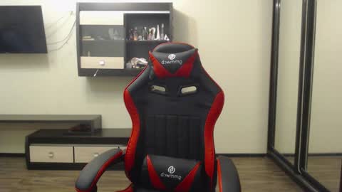 Snapshot of laralianna chatting on December 23, 2024, 9:40 pm Laralianna online show from December 23, 2024, 9:40 pm