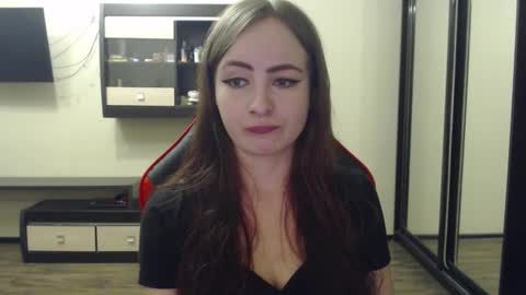 Snapshot of laralianna chatting on February 24, 2025, 4:36 pm Laralianna online show from February 24, 2025, 4:36 pm