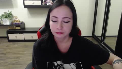 Snapshot of laralianna chatting on September 25, 2025, 3:05 pm Laralianna online show from September 25, 2025, 3:05 pm