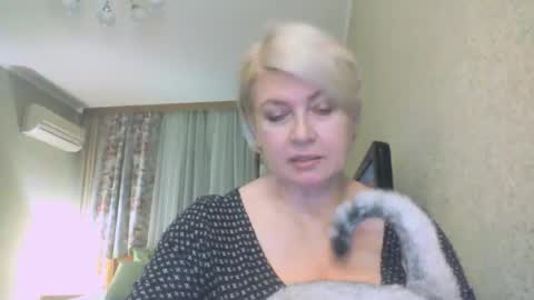 Snapshot of laramrs chatting on October 28, 2025, 4:31 pm laramrs online show from October 28, 2025, 4:31 pm