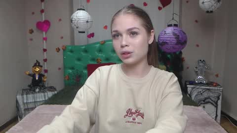 Snapshot of larapika chatting on November 4, 2025, 6:07 pm LaraPika online show from November 4, 2025, 6:07 pm