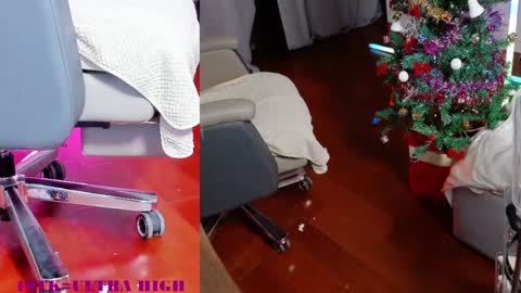 Snapshot of lareinayee chatting on December 15, 2024, 3:09 pm Mykhaila online show from December 15, 2024, 3:09 pm