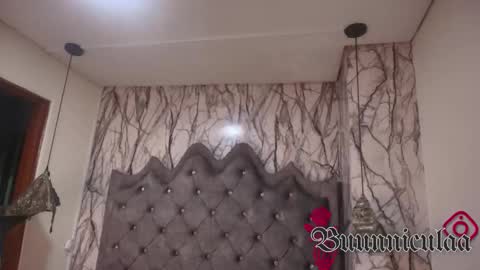 Snapshot of larissa01_ chatting on November 20, 2025, 2:34 am Lari online show from November 20, 2025, 2:34 am