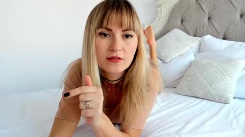 Snapshot of larissa4 chatting on February 19, 2025, 1:39 pm Larissa online show from February 19, 2025, 1:39 pm