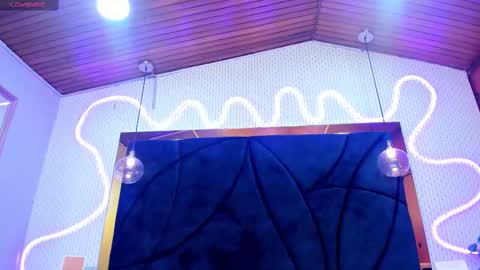 Snapshot of larissaevans chatting on February 11, 2025, 6:11 pm Valentina online show from February 11, 2025, 6:11 pm