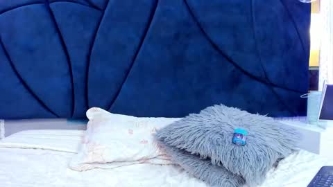 Snapshot of larissaevans chatting on March 7, 2025, 12:23 pm Valentina online show from March 7, 2025, 12:23 pm