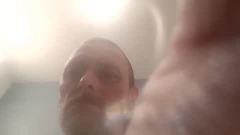 Snapshot of larrybostic45 chatting on November 9, 2025, 3:05 am larrybostic45 online show from November 9, 2025, 3:05 am