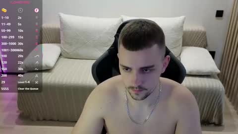 Lars online show from November 19, 2025, 8:31 pm