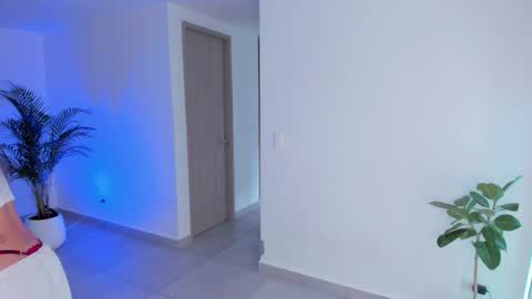Snapshot of lary_holly chatting on September 10, 2025, 8:42 pm Lary online show from September 10, 2025, 8:42 pm
