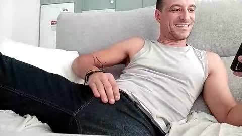 Alessandro online show from October 5, 2025, 2:15 pm