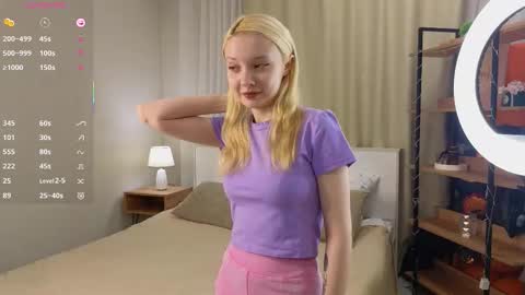 Snapshot of lashandramorgans chatting on November 15, 2025, 1:14 am Emilia for my friends Amy online show from November 15, 2025, 1:14 am