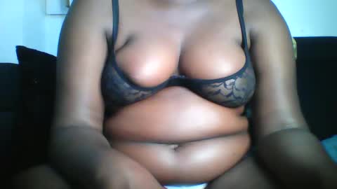 Snapshot of lasisi_ chatting on February 2, 2025, 5:37 pm Lasisi online show from February 2, 2025, 5:37 pm