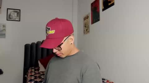 lass_nazar online show from October 7, 2025, 1:25 am