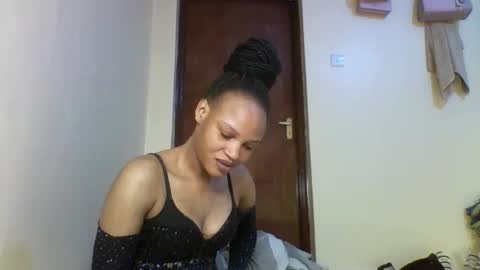 Snapshot of last_barbie chatting on November 22, 2025, 12:26 pm Last barbie online show from November 22, 2025, 12:26 pm