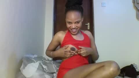 Snapshot of last_barbie chatting on November 23, 2025, 12:32 am Last barbie online show from November 23, 2025, 12:32 am