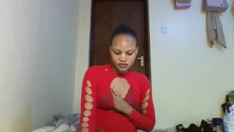 Snapshot of last_barbie chatting on November 30, 2025, 12:53 pm Last barbie online show from November 30, 2025, 12:53 pm