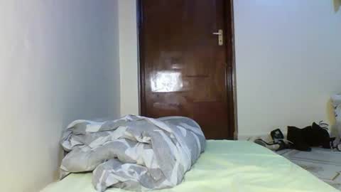 Snapshot of last_barbie chatting on December 2, 2025, 12:21 pm Last barbie online show from December 2, 2025, 12:21 pm