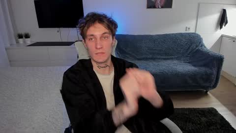 Snapshot of lastnight4you chatting on December 9, 2024, 4:47 pm acie online show from December 9, 2024, 4:47 pm