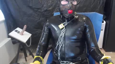 Snapshot of latexslaafboy2 chatting on February 13, 2025, 10:55 am latexslaafboy online show from February 13, 2025, 10:55 am