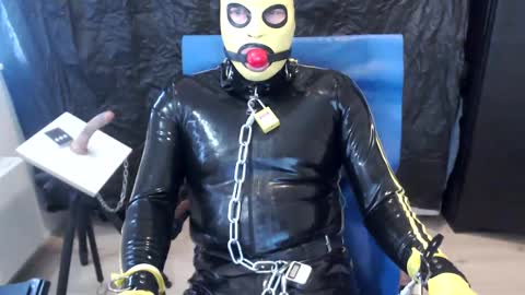 Snapshot of latexslaafboy2 chatting on March 11, 2025, 10:07 am latexslaafboy online show from March 11, 2025, 10:07 am