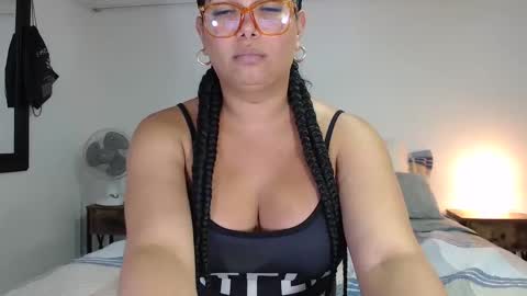 Snapshot of latinaflower_ts chatting on October 26, 2025, 3:23 am FLOR SALVAJE online show from October 26, 2025, 3:23 am