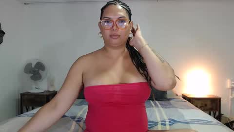 Snapshot of latinaflower_ts chatting on November 12, 2025, 2:34 am FLOR SALVAJE online show from November 12, 2025, 2:34 am