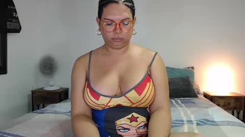 Snapshot of latinaflower_ts chatting on November 23, 2025, 3:17 am FLOR SALVAJE online show from November 23, 2025, 3:17 am