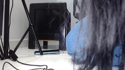 Snapshot of latinfeetqos chatting on December 20, 2024, 8:12 pm Martina April online show from December 20, 2024, 8:12 pm