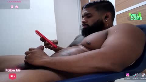 Snapshot of latinhot202423 chatting on January 21, 2025, 3:26 am blackBear online show from January 21, 2025, 3:26 am