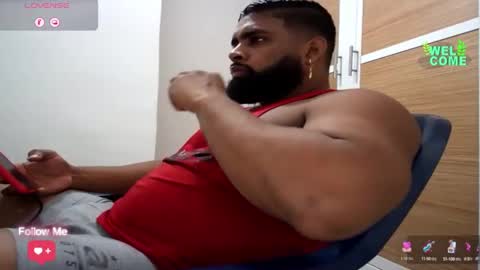 Snapshot of latinhot202423 chatting on February 1, 2025, 3:30 am blackBear online show from February 1, 2025, 3:30 am