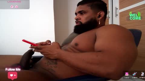 Snapshot of latinhot202423 chatting on February 4, 2025, 3:26 pm blackBear online show from February 4, 2025, 3:26 pm