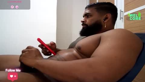 Snapshot of latinhot202423 chatting on March 12, 2025, 10:17 pm blackBear online show from March 12, 2025, 10:17 pm