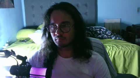 latinincognito online show from March 8, 2025, 6:32 am