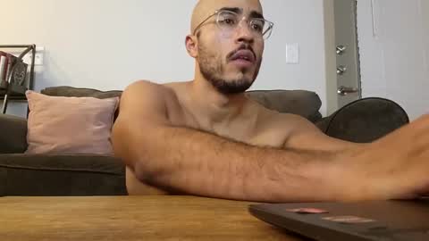 Snapshot of latinomixedbbc chatting on March 2, 2025, 2:19 am latinomixedbbc online show from March 2, 2025, 2:19 am