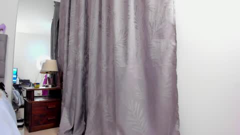   online show from February 22, 2025, 6:52 pm