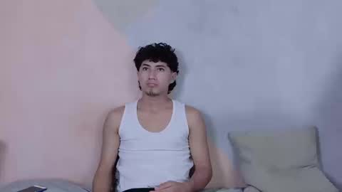 Snapshot of laura_and_kevin chatting on September 8, 2025, 2:16 pm laura_and_kevin online show from September 8, 2025, 2:16 pm